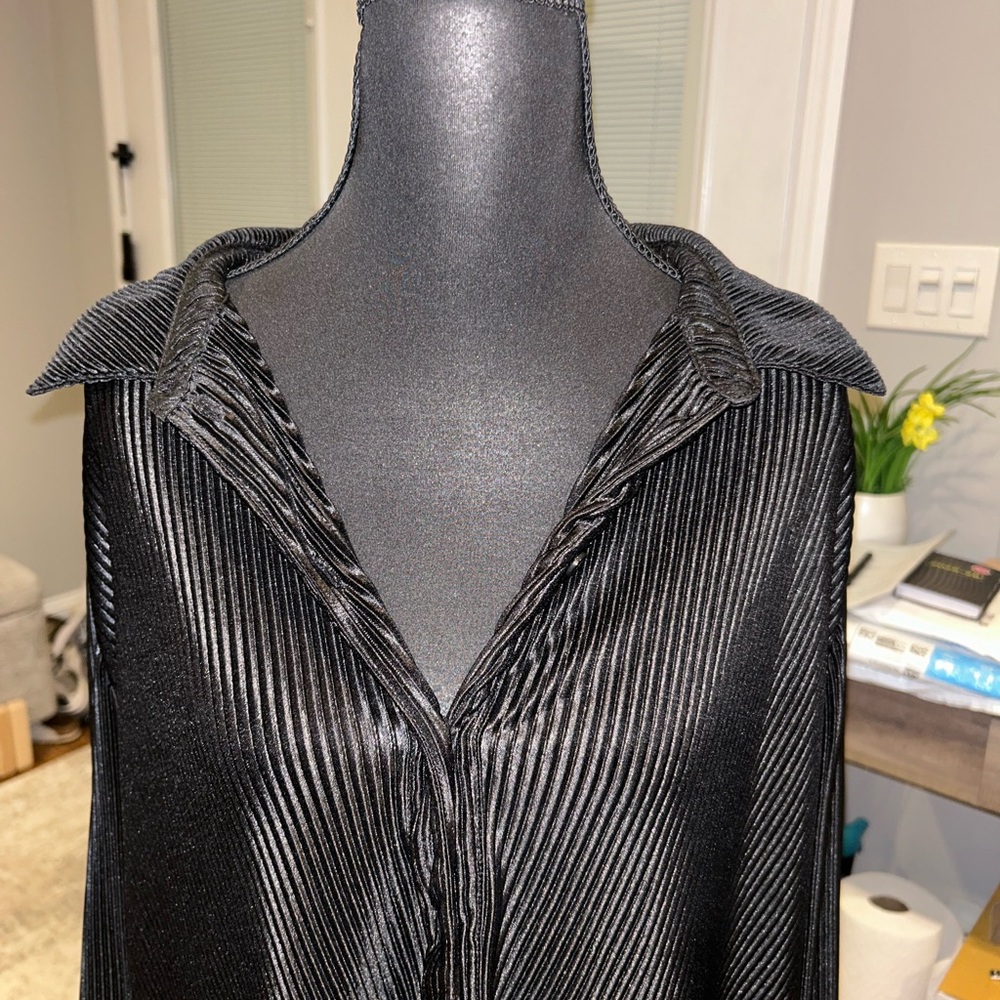 Bar III Pleated oversized button down Blouse Large